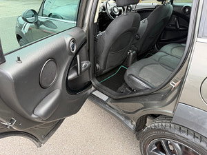 MINI Countryman thumbnail
