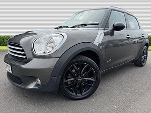 MINI Countryman thumbnail