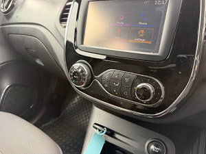 Renault Captur thumbnail