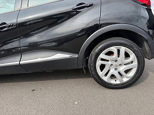 Renault Captur thumbnail