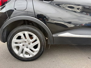 Renault Captur thumbnail