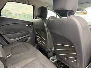 Renault Captur thumbnail