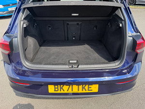 Volkswagen Golf thumbnail