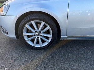 Volkswagen Passat thumbnail