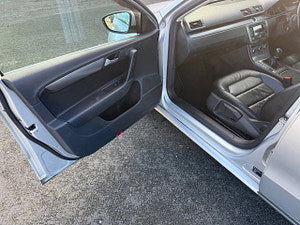 Volkswagen Passat thumbnail
