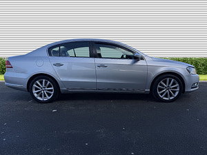 Volkswagen Passat thumbnail