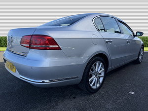 Volkswagen Passat thumbnail