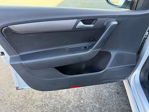 Volkswagen Passat thumbnail
