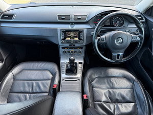 Volkswagen Passat thumbnail