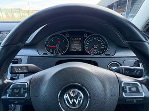 Volkswagen Passat thumbnail