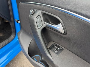 Volkswagen Polo thumbnail