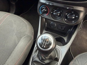 Vauxhall Corsa thumbnail