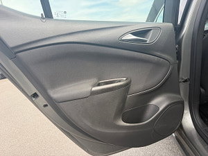 Vauxhall Astra thumbnail