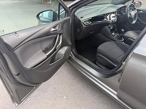 Vauxhall Astra thumbnail