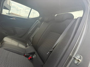 Vauxhall Astra thumbnail