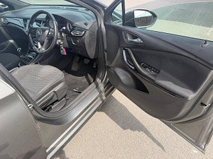 Vauxhall Astra thumbnail