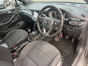 Vauxhall Astra thumbnail