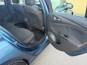 Vauxhall Astra thumbnail