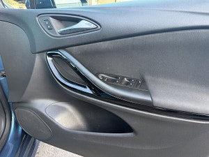 Vauxhall Astra thumbnail