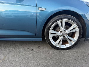 Vauxhall Astra thumbnail