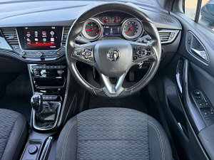 Vauxhall Astra thumbnail