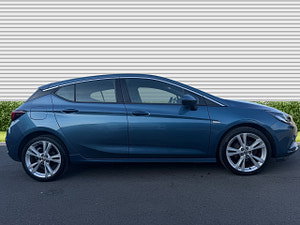 Vauxhall Astra thumbnail