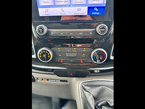 Ford Transit Custom thumbnail