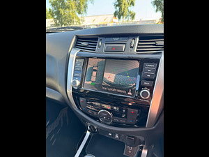 Nissan Navara thumbnail