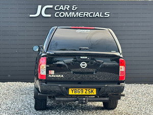 Nissan Navara thumbnail