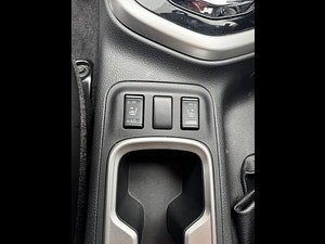 Nissan Navara thumbnail