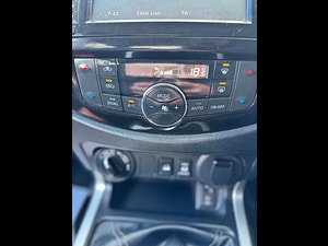 Nissan Navara thumbnail