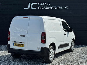Peugeot Partner thumbnail
