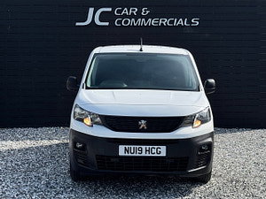 Peugeot Partner thumbnail