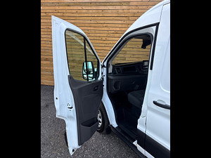 Ford Transit thumbnail