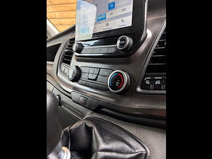 Ford Transit thumbnail