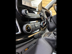 Ford Transit Custom thumbnail