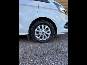 Ford Transit Custom thumbnail