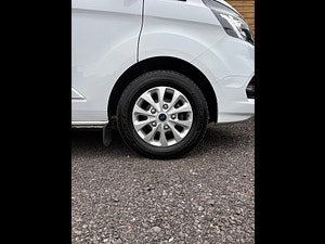 Ford Transit Custom thumbnail