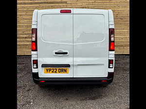 Renault Trafic thumbnail