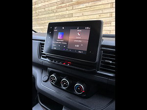 Renault Trafic thumbnail
