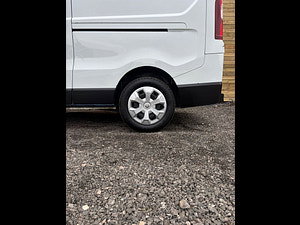 Renault Trafic thumbnail