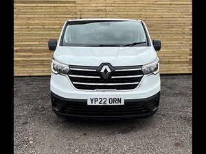 Renault Trafic thumbnail