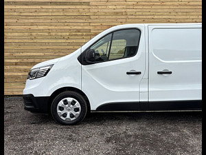 Renault Trafic thumbnail