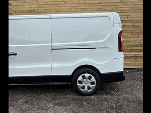 Renault Trafic thumbnail