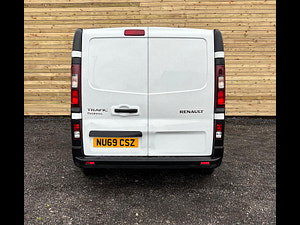 Renault Trafic thumbnail
