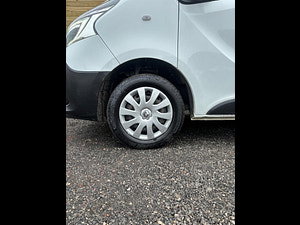 Renault Trafic thumbnail