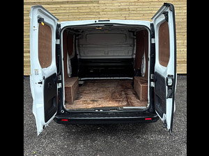 Renault Trafic thumbnail