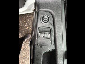 Renault Trafic thumbnail
