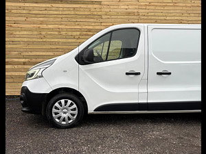 Renault Trafic thumbnail