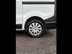 Renault Trafic thumbnail